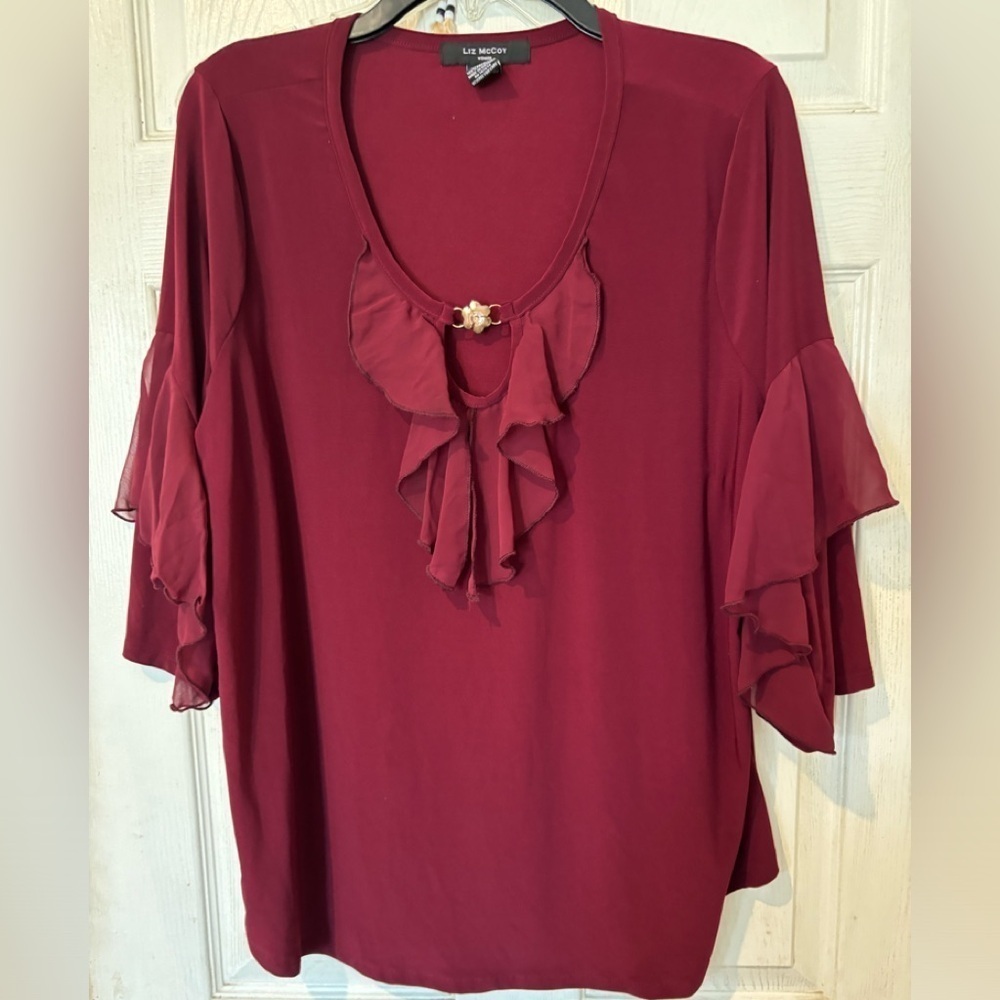 NWOT Liz McCoy Burgundy Knit Top With Chiffon Ruffle On Front